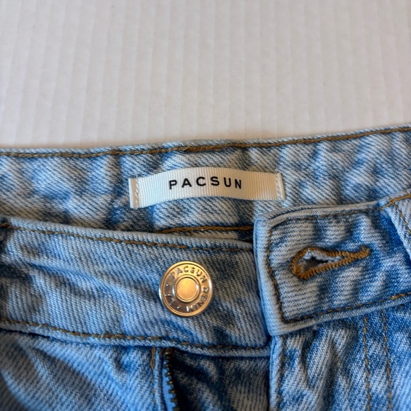 PacSun Women's '90s Boyfriend Jeans Light Indigo Size 26 - Picture 3 of 3